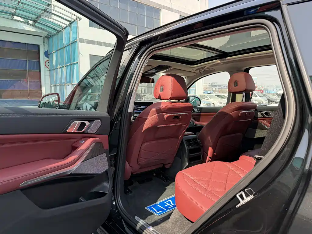 BMW X5 2025 xDrive 30Li Exclusive M Sports Night Package купить на сайте DeffCars