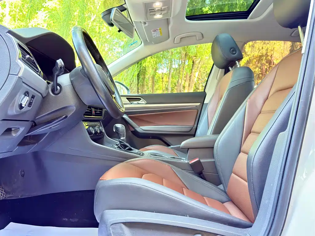 Lavida 2019 280TSI DSG Deluxe Edition National VI купить на сайте DeffCars