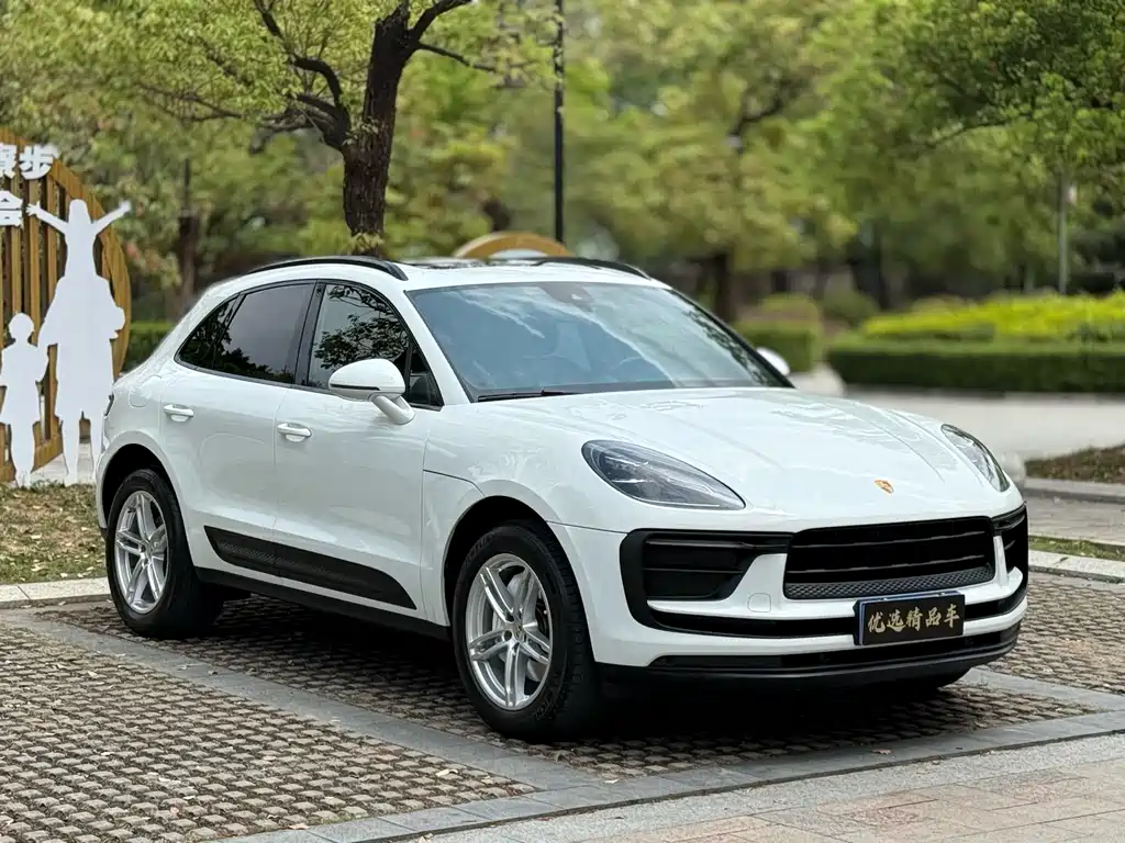 Macan 2024 Macan 2.0T купить на сайте DeffCars