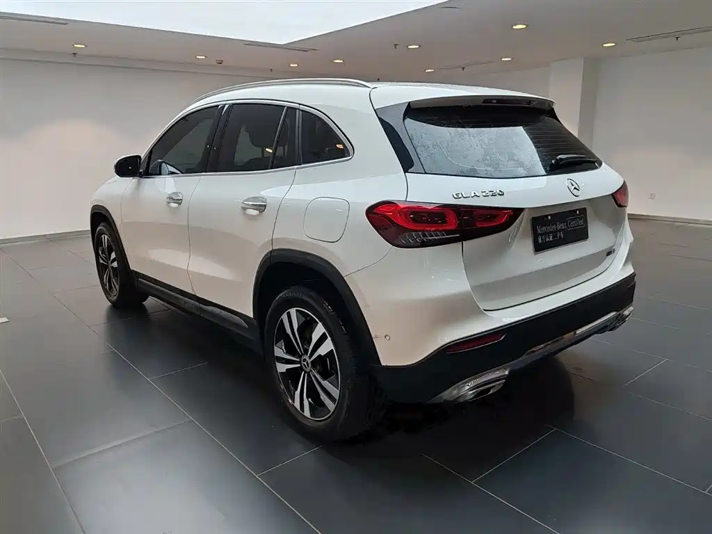 Mercedes-Benz GLA 2023 GLA 220 купить на сайте DeffCars