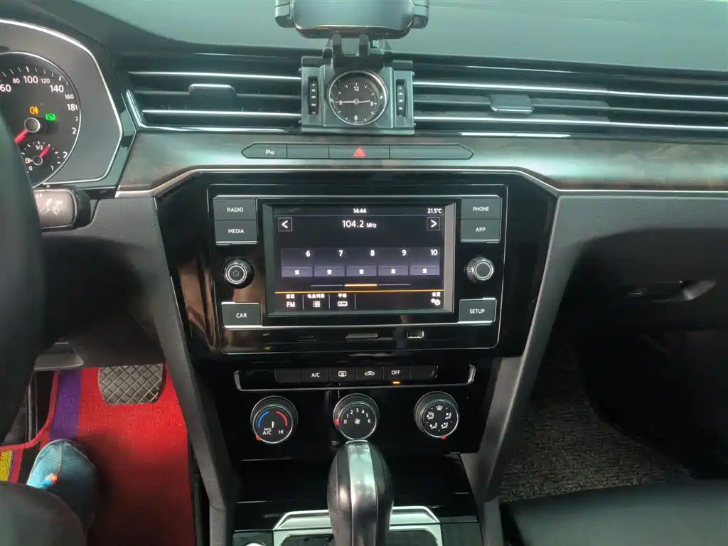 Magotan 2019 330TSI DSG leading model National VI купить на сайте DeffCars