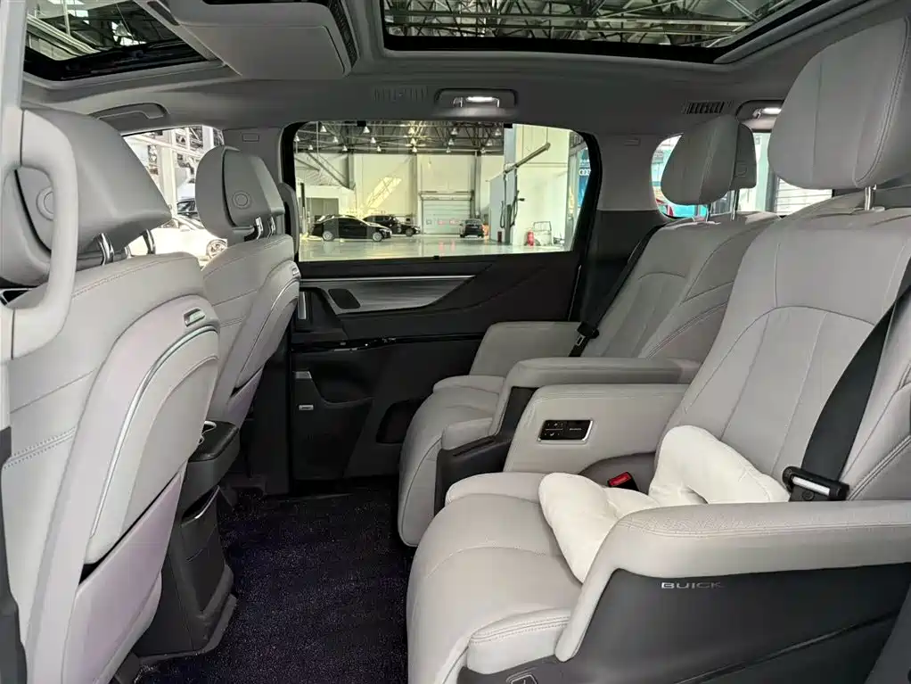 Buick GL8 2025 Lu Zun Exclusive Edition купить на сайте DeffCars