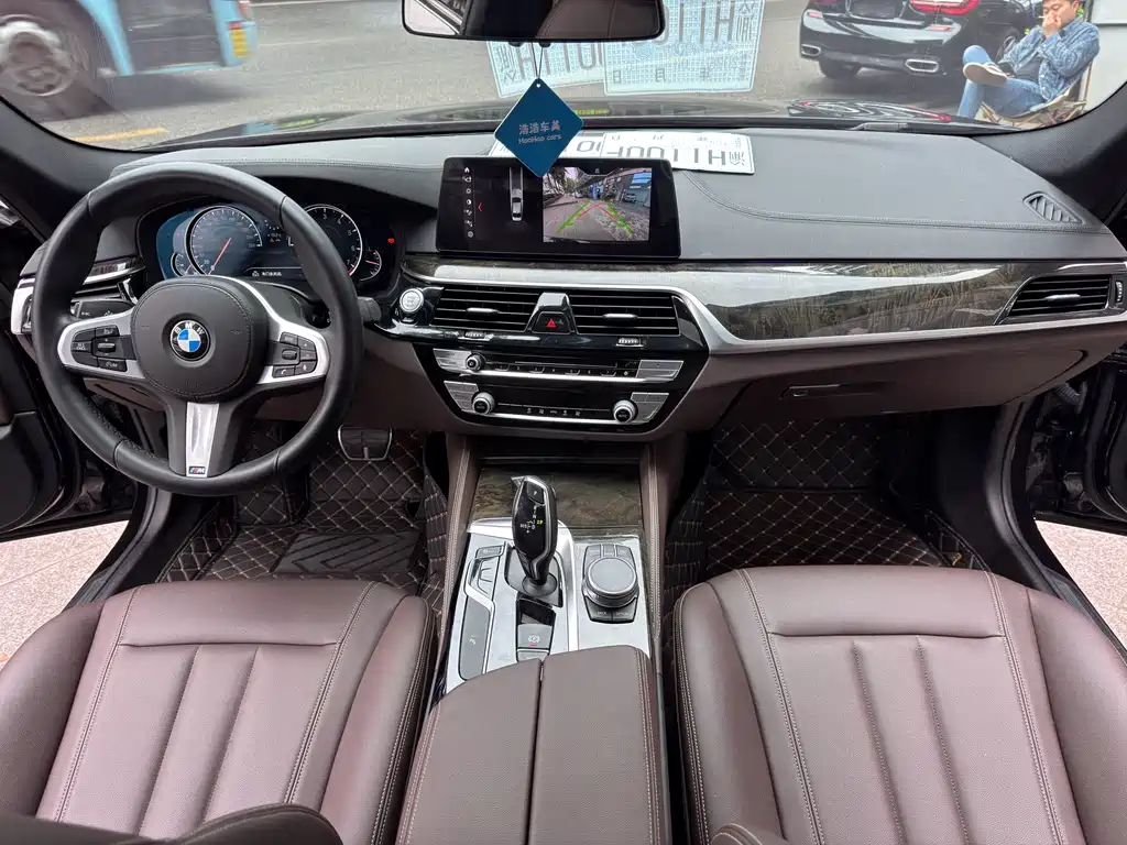 BMW 5 Series 2018 525Li M Sports Package купить на сайте DeffCars