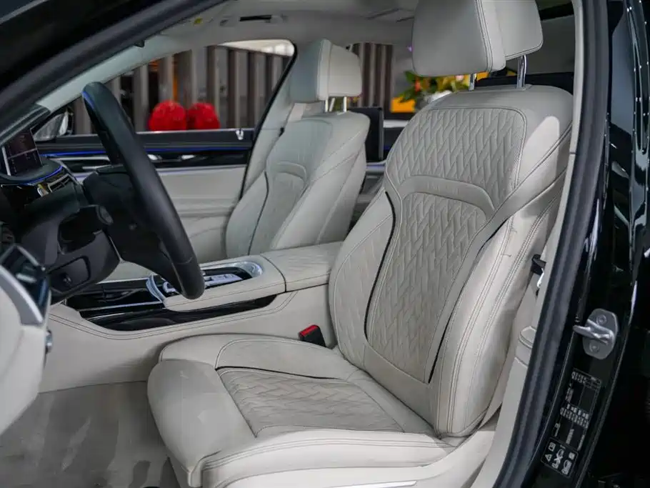 BMW 7 Series 2019 750Li xDrive V8 Luxury Package купить на сайте DeffCars