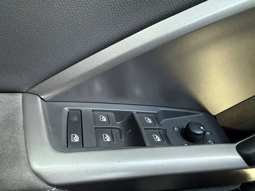Audi Q3 2022 35 TFSI Fashionable and Dynamic купить на сайте DeffCars