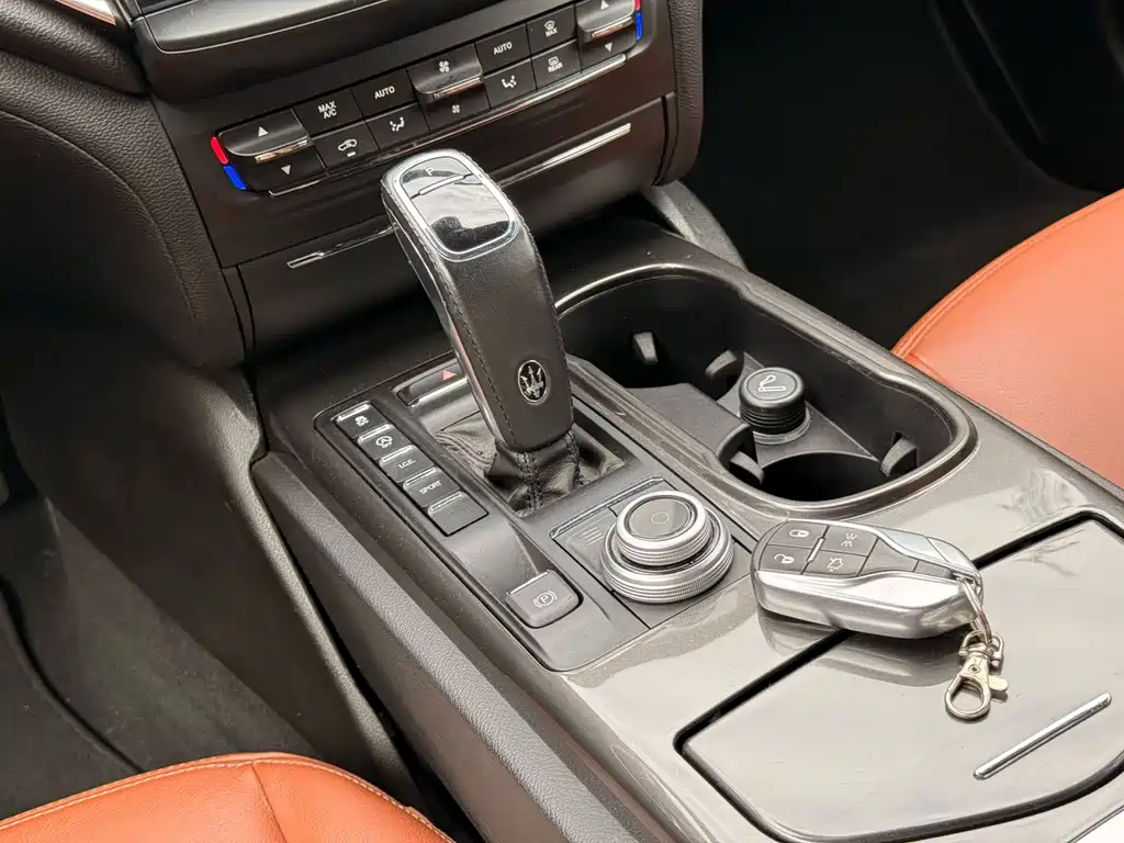 Ghibli 2019 3.0T Standard Edition National V купить на сайте DeffCars