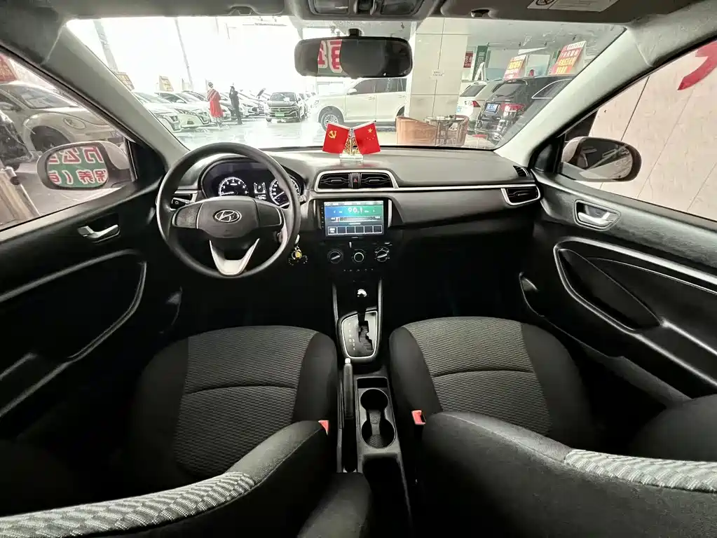 Rena 2017 1.4L automatic jump version, National V купить на сайте DeffCars