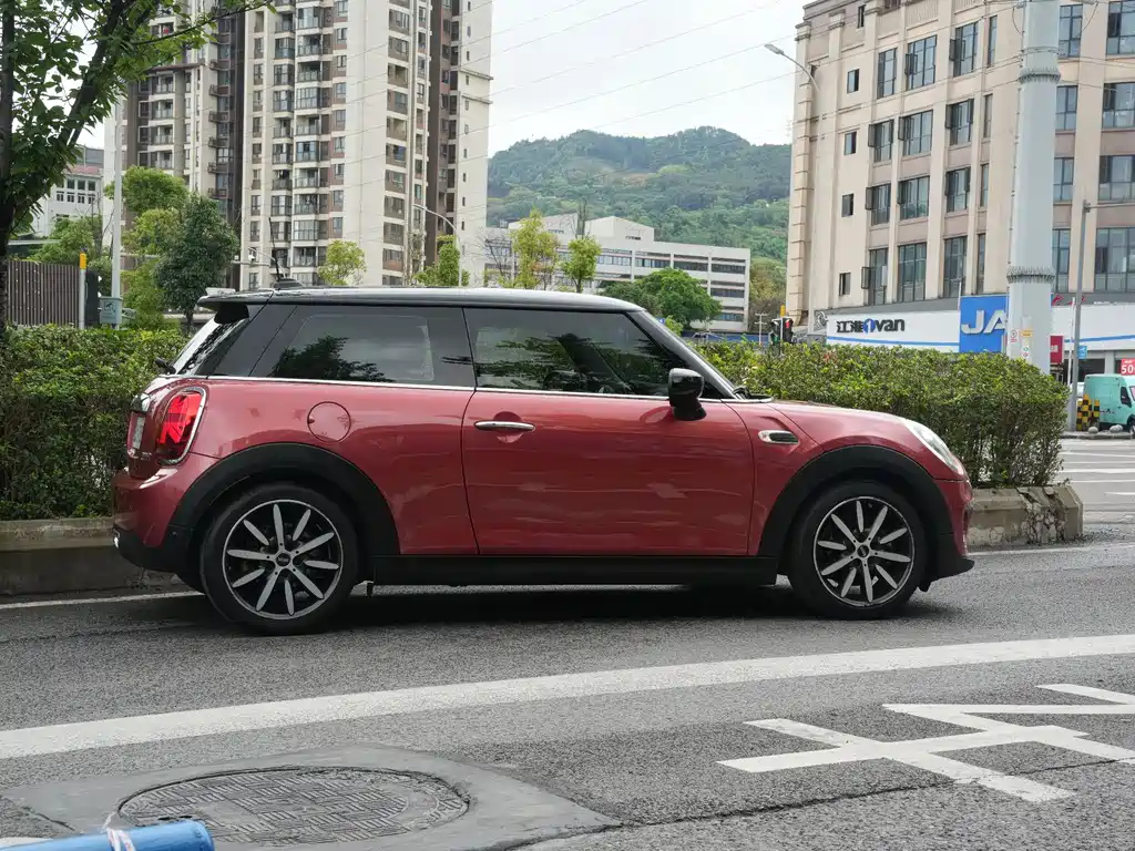 MINI 2020 1.5T COOPER Artist купить на сайте DeffCars