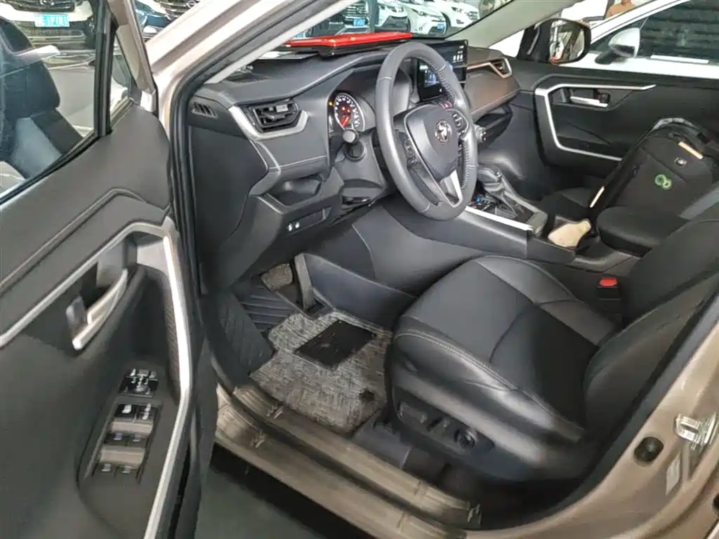Weilanda 2023 2.0L CVT two-wheel drive urban version купить на сайте DeffCars