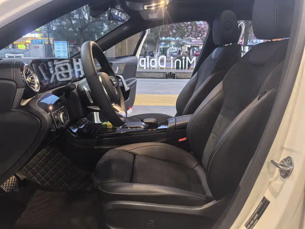 Mercedes-Benz A-Class 2021 A 200 L Sports Sedan Fashionable купить на сайте DeffCars