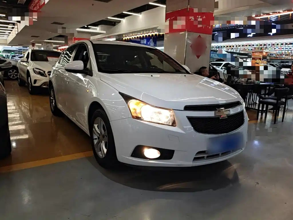 Cruze 2013 hatchback 1.6L automatic luxury model купить на сайте DeffCars