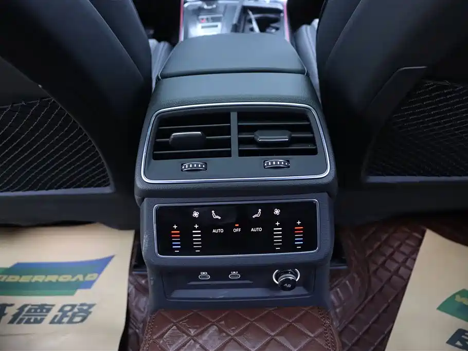 Audi A6L 2024 45 TFSI Premium Dynamic Model купить на сайте DeffCars