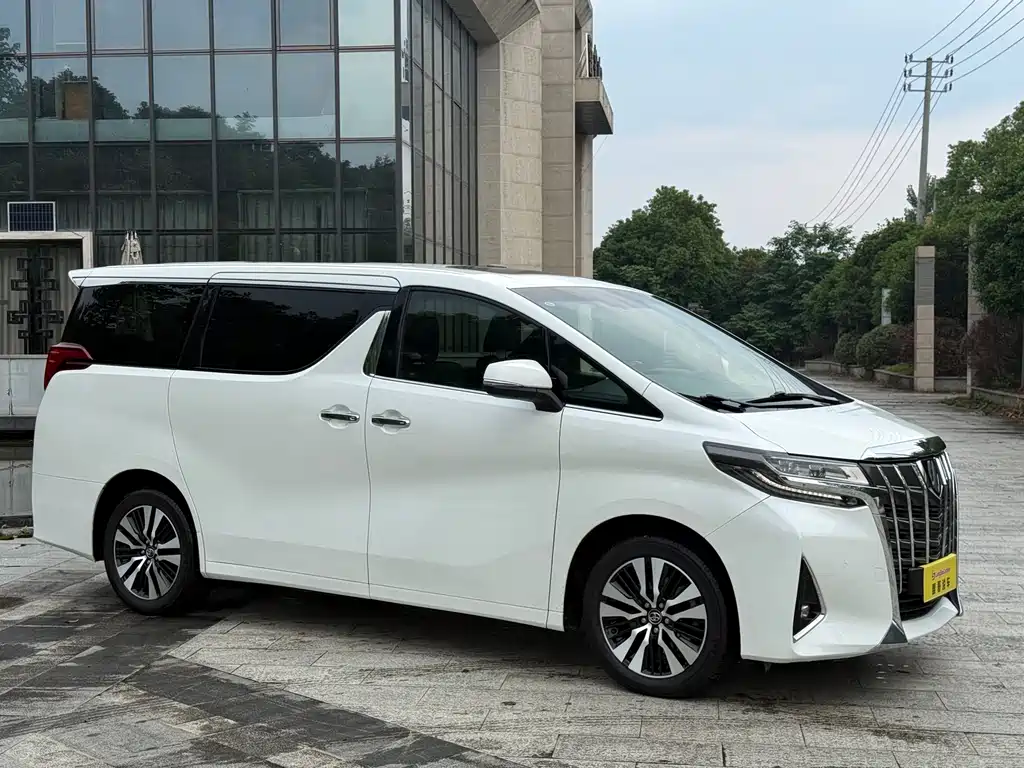 Alfa 2018 facelift 3.5L premium version купить на сайте DeffCars