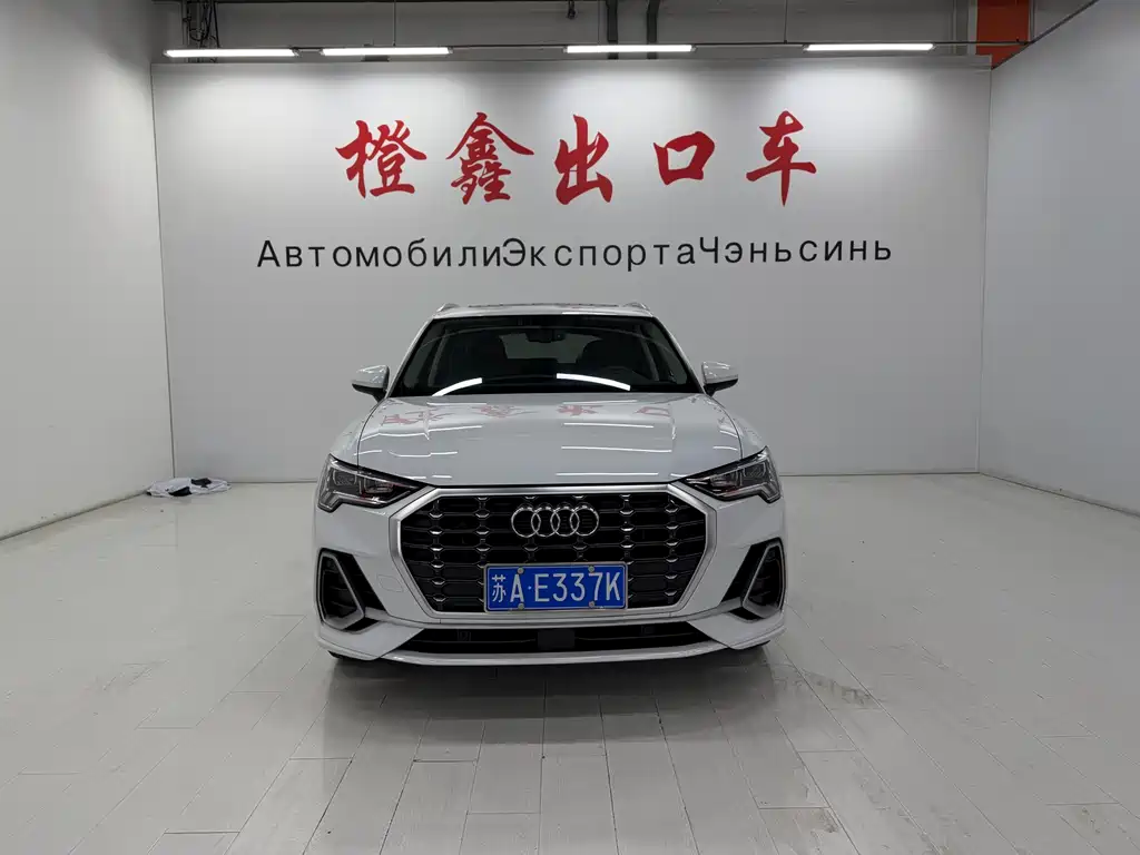 Audi Q3 2022 35 TFSI Fashionable and Dynamic купить на сайте DeffCars