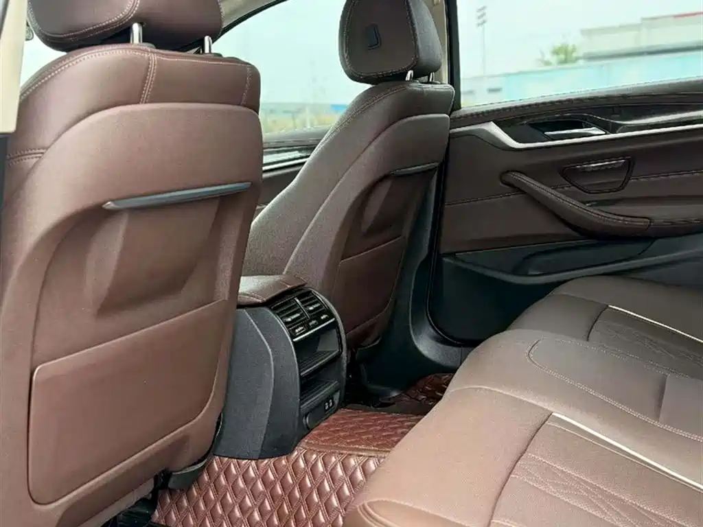BMW 5 Series 2022 facelift 525Li luxury package купить на сайте DeffCars