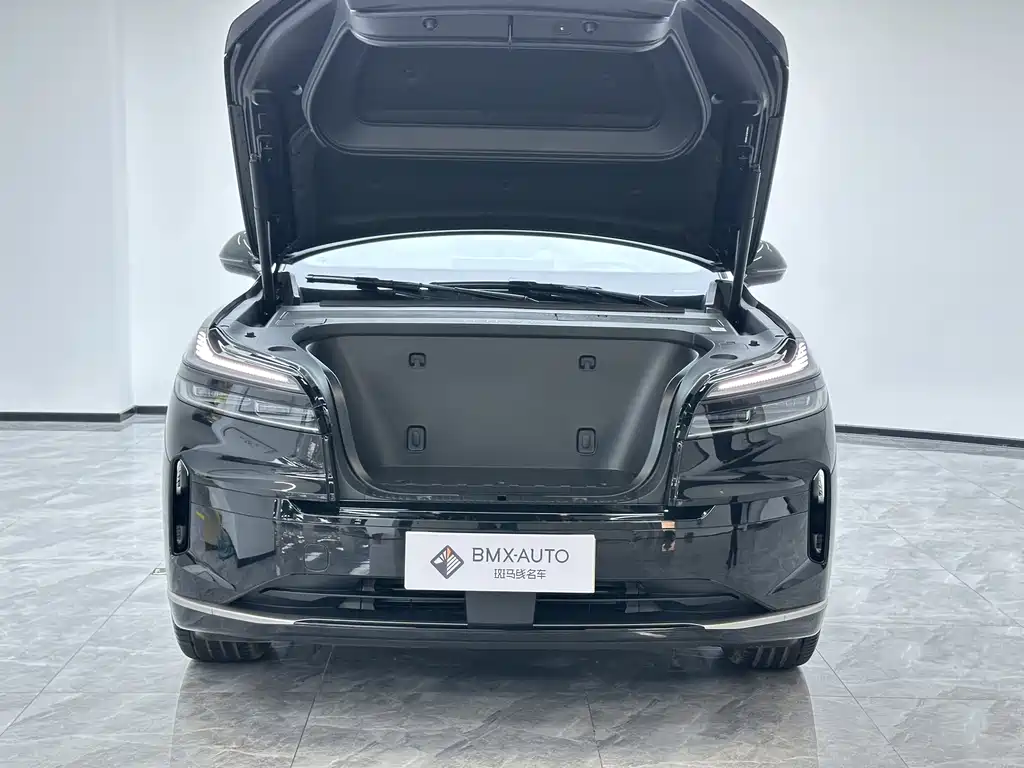 Ledo L90 2025 Max six-seater version купить на сайте DeffCars
