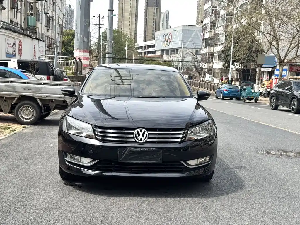 Passat 2014 1.8TSI DSG Premium Edition купить на сайте DeffCars