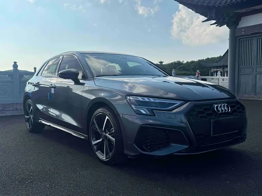 Audi A3 2023 Sportback 35 TFSI stylish and sporty купить на сайте DeffCars