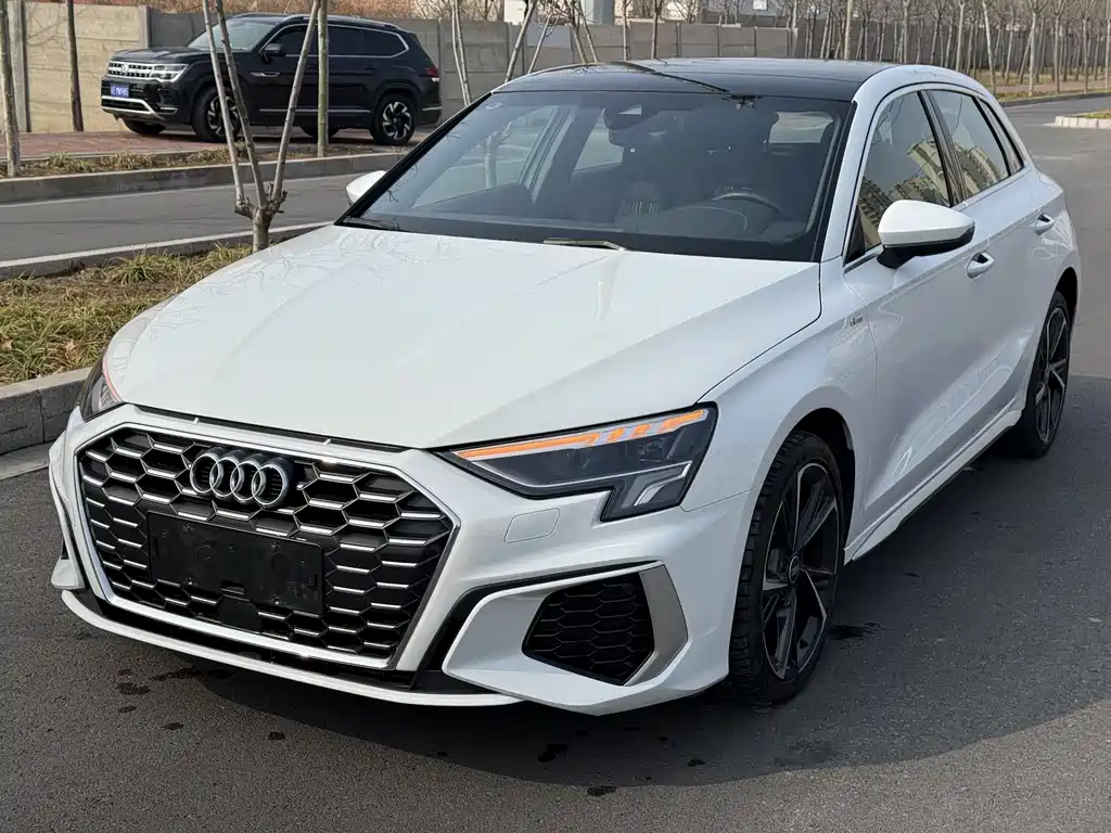 Audi A3 2024 Sportback 35 TFSI stylish and sporty купить на сайте DeffCars