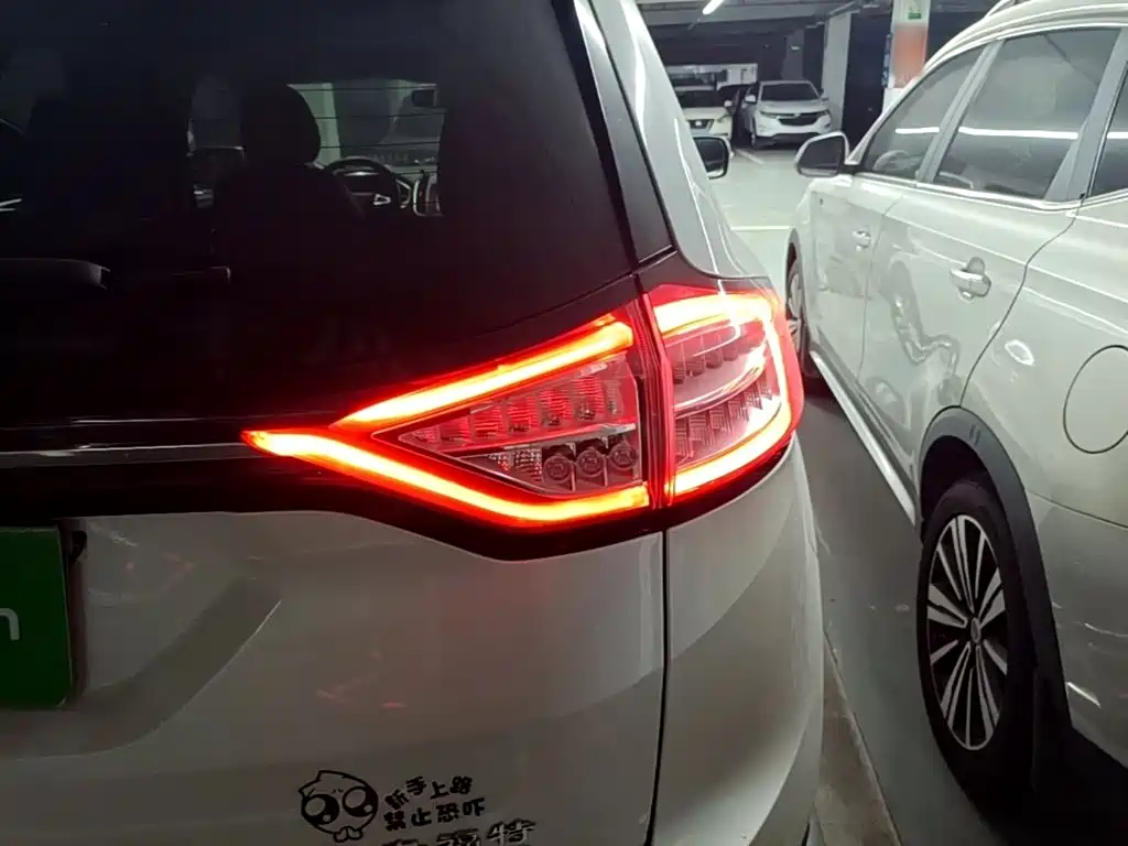 Ruijie 2015 2.0T GTDi two-wheel drive luxury model купить на сайте DeffCars