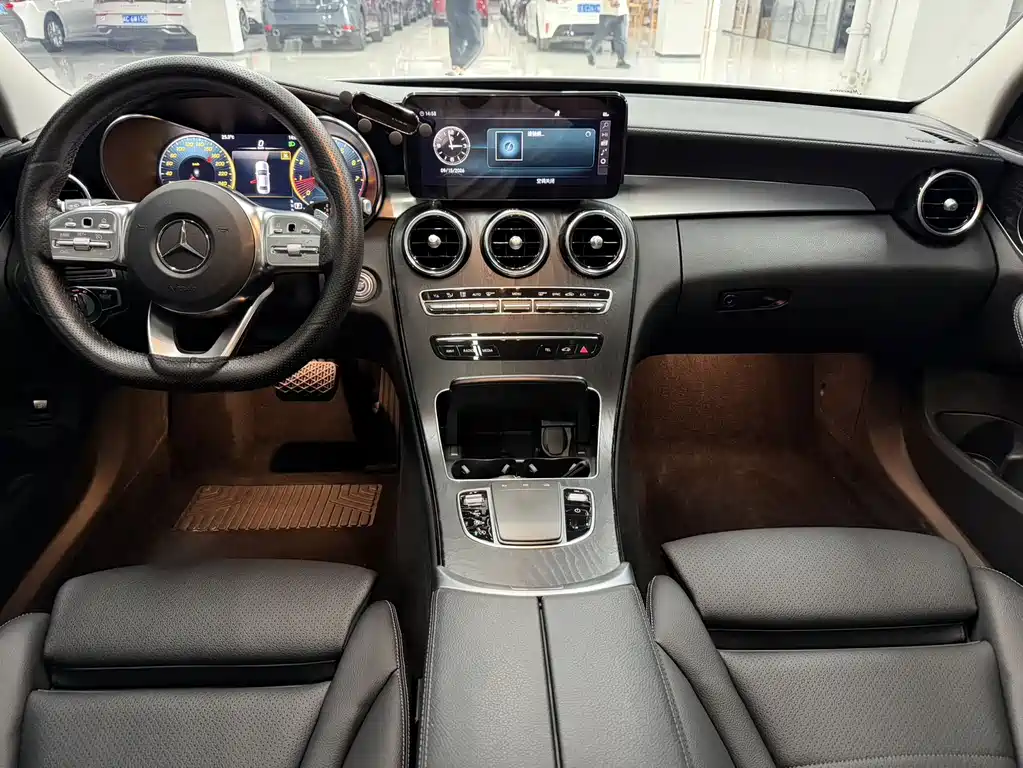 Mercedes-Benz C-Class 2021 C 200 L Fashionable Sports Edition купить на сайте DeffCars