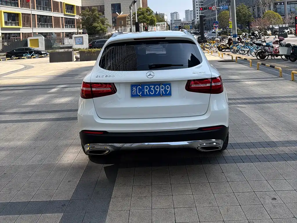 Mercedes-Benz GLC 2016 GLC 260 4MATIC luxury model купить на сайте DeffCars