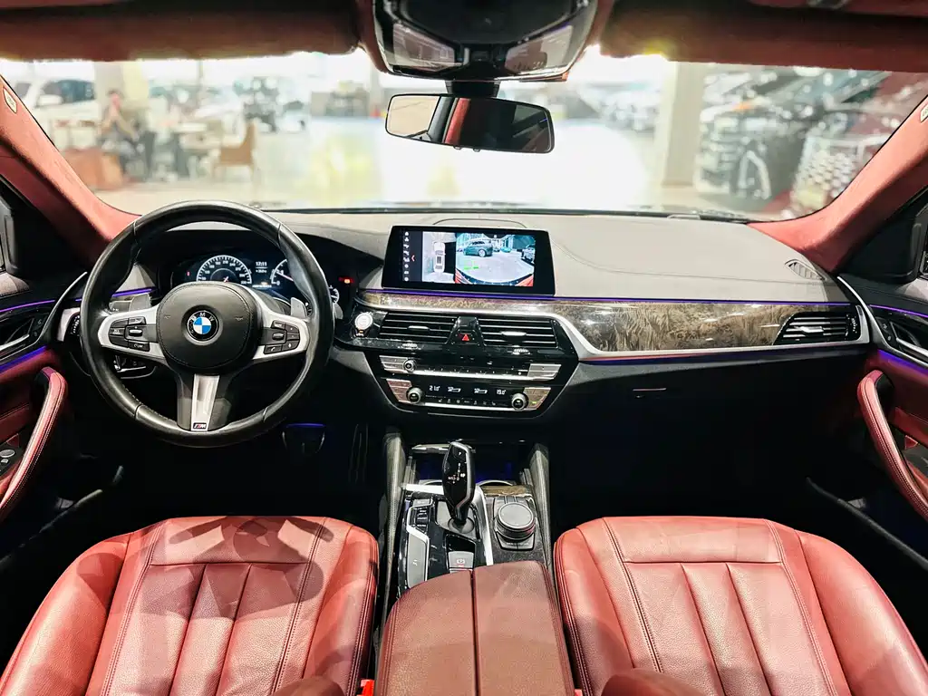 BMW 5 Series 2019 530Li Leading M Sports Package купить на сайте DeffCars