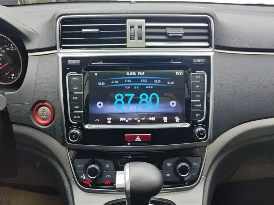 Haval M6 2017 1.5T automatic two-wheel drive premium model купить на сайте DeffCars