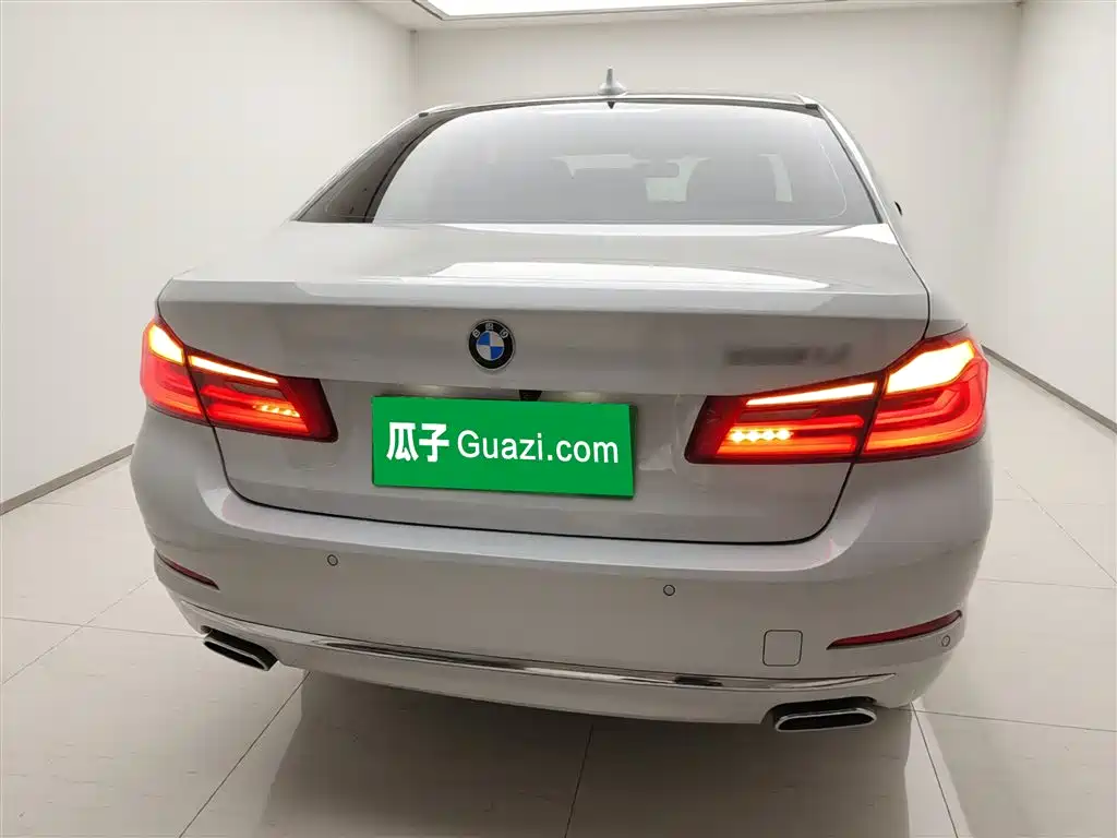BMW 5 Series 2018 facelift 530Li leading model luxury package купить на сайте DeffCars