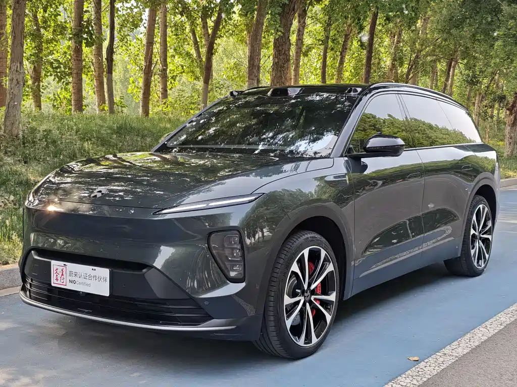 NIO ES8 2023 100kWh Signature Edition купить на сайте DeffCars