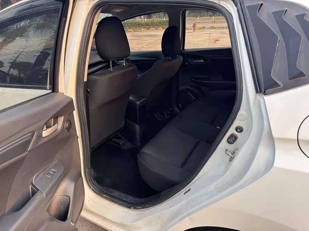 Fit 2018 1.5L CVT Comfort Edition купить на сайте DeffCars