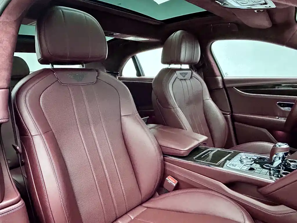Flying Spur 2022 4.0T V8 Standard Edition купить на сайте DeffCars