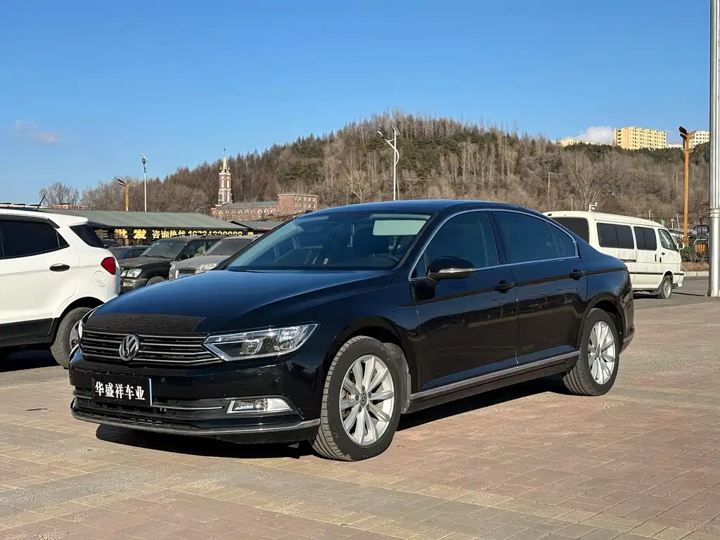 Magotan 2017 330TSI DSG leading model купить на сайте DeffCars