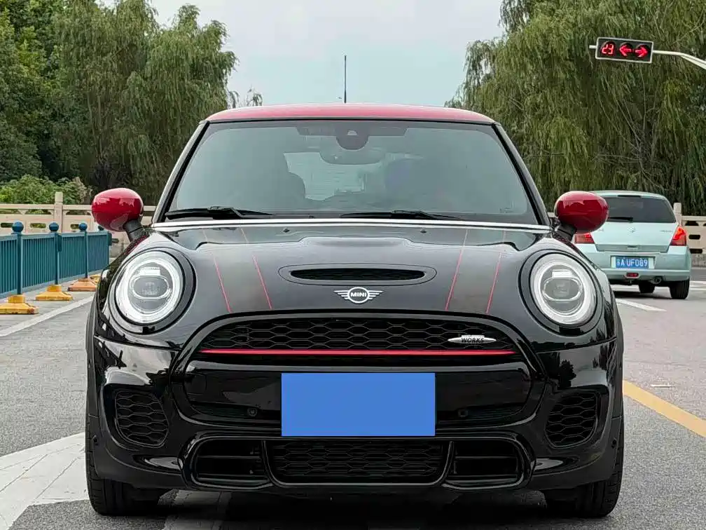 MINI JCW 2020 2.0T JOHN COOPER WORKS ALL-IN купить на сайте DeffCars