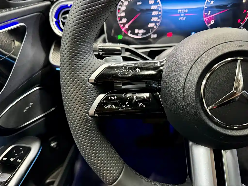 Mercedes-Benz C-Class 2025 facelift C 260 L sports version купить на сайте DeffCars