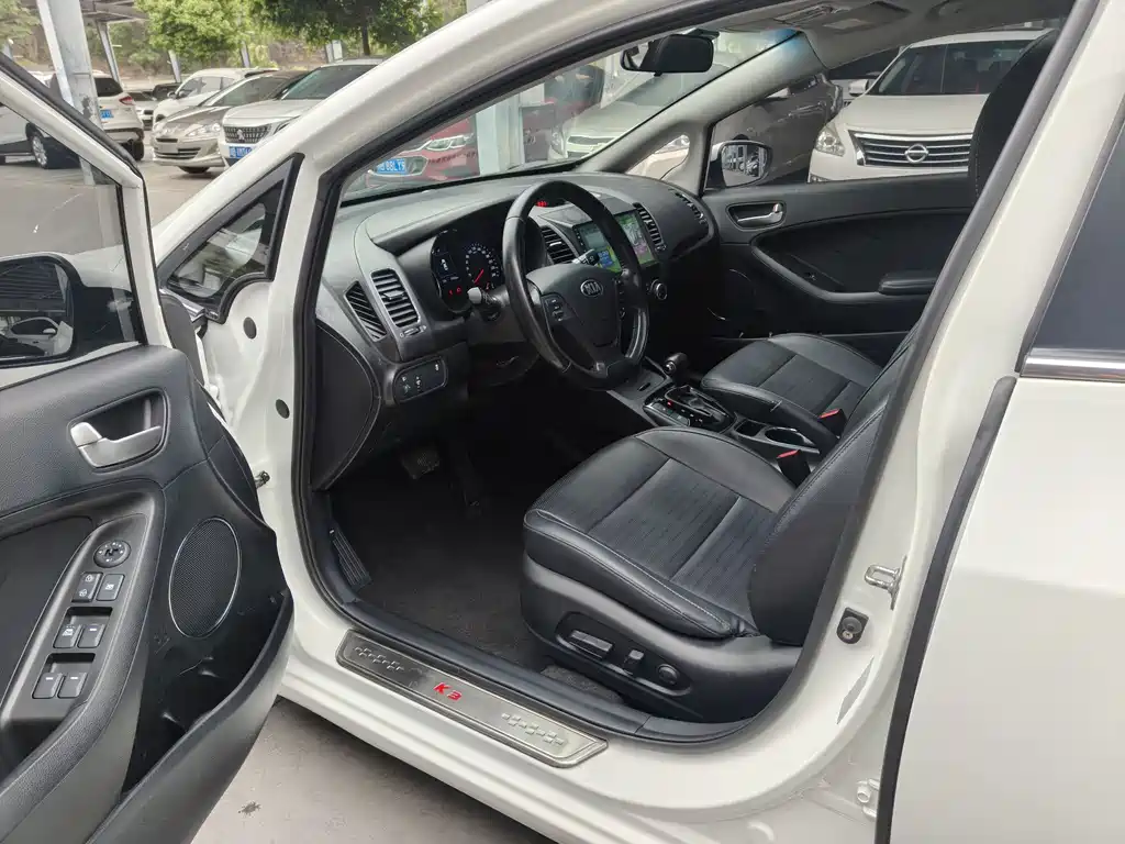 Kia K3 2017 1.6L Automatic 15th Anniversary Special Edition GLS купить на сайте DeffCars