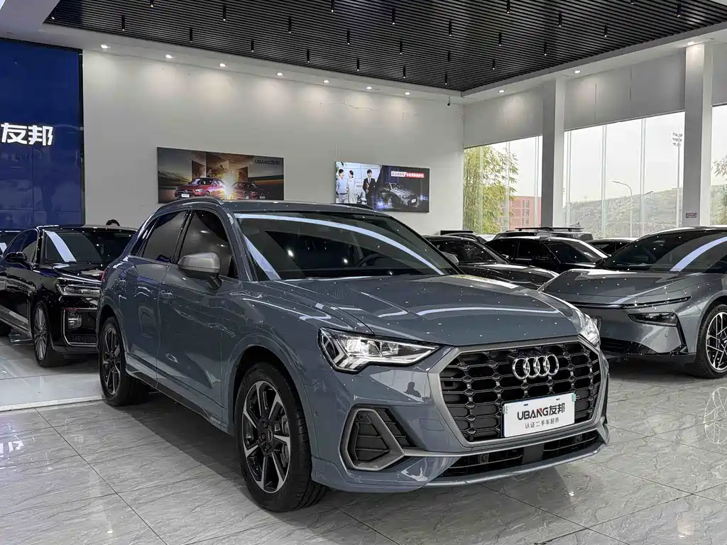 Audi Q3 2023 40 TFSI RS Kit Burning Speed ​​Type купить на сайте DeffCars