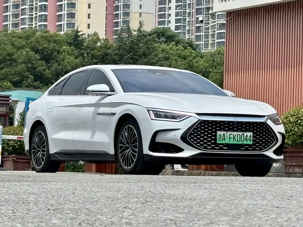 Han 2023 DM-i Champion Edition 121km Premier купить на сайте DeffCars