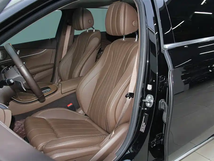 Mercedes-Benz E-Class 2022 E 300 L Luxury Model купить на сайте DeffCars