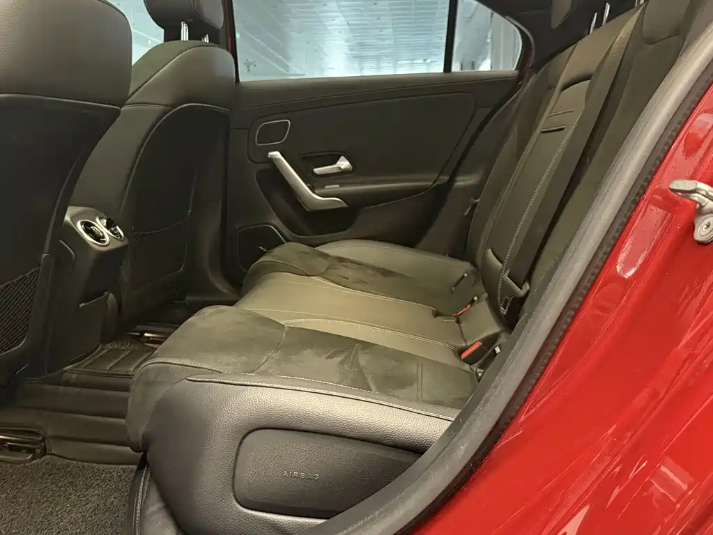Mercedes-Benz A-Class 2019 A 200 L sports sedan first special edition купить на сайте DeffCars