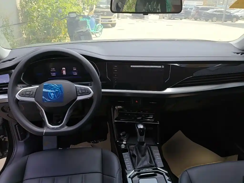 Passat Plug-in Hybrid 2025 430PHEV Hybrid Business Edition купить на сайте DeffCars