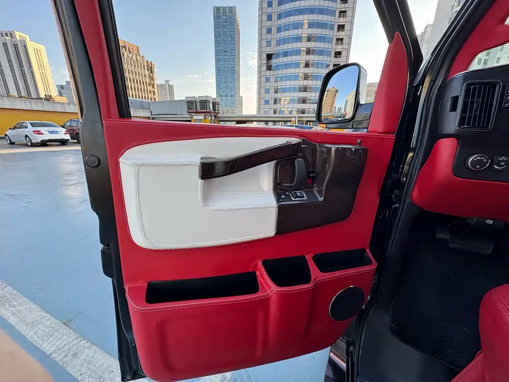 SAVANA 2017 6.0L G660S Yazun Canopy Edition купить на сайте DeffCars