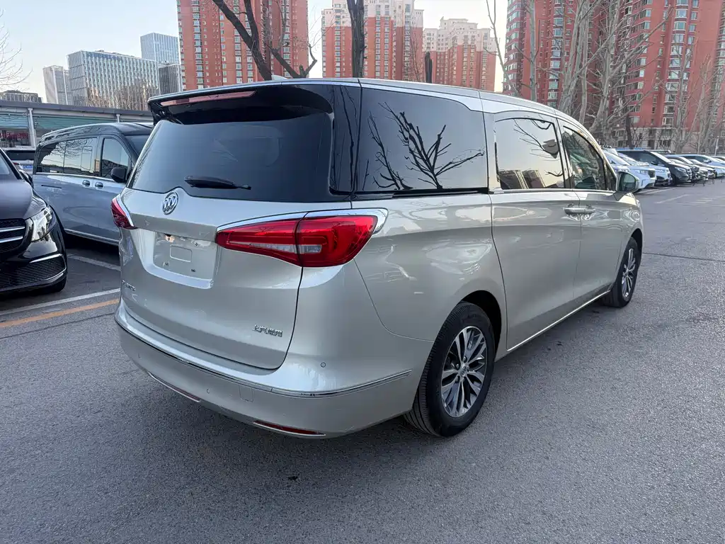 Buick GL8 2018 ES 28T luxury model National VI купить на сайте DeffCars
