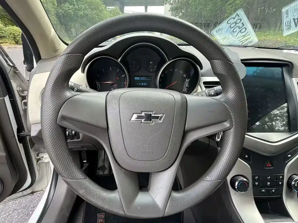 Cruze 2015 1.5L Classic SL MT купить на сайте DeffCars