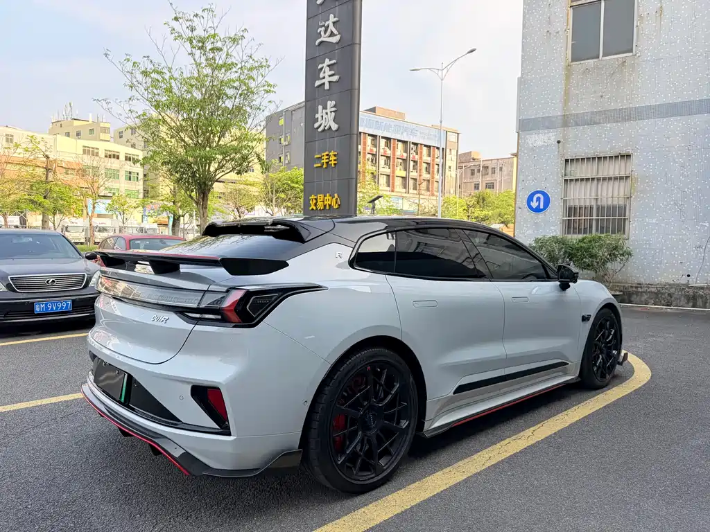 Jikrypton 001 FR 2023 FR version 100kWh купить на сайте DeffCars