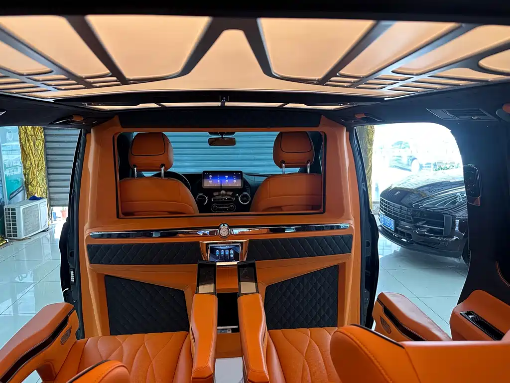 VITO 2023款 2.0T 商务版 7座 купить на сайте DeffCars