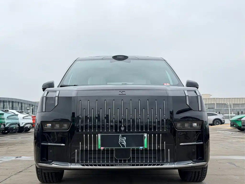 Jikrypton 009 2024 seven-seat aisle version four-wheel drive 108kWh купить на сайте DeffCars