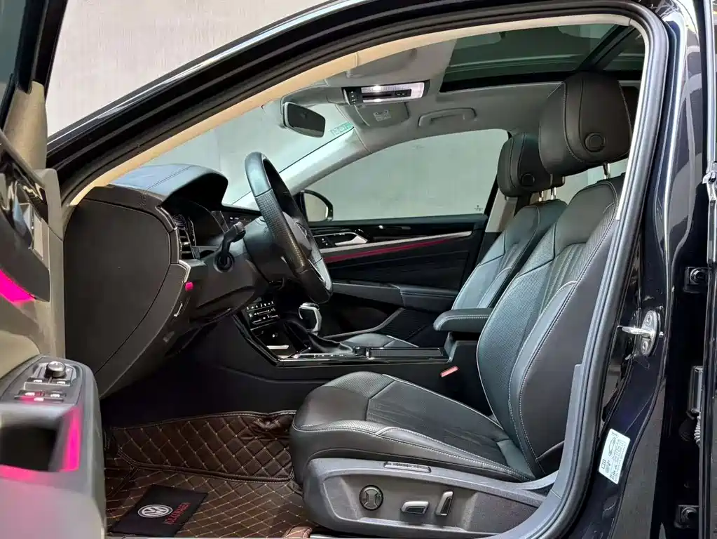 Passat 2022 330TSI Starry Sky Deluxe Edition купить на сайте DeffCars