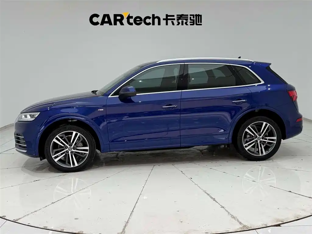 Audi Q5L 2020 facelift 40 TFSI enjoys fashionable style купить на сайте DeffCars