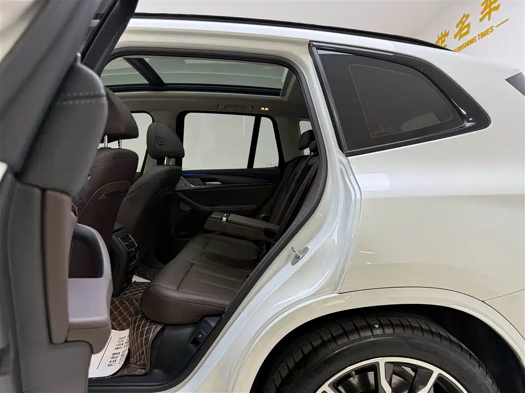 BMW X3 2022 Facelift xDrive30i Leading M Night Package купить на сайте DeffCars